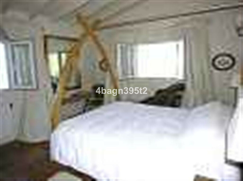 Detached Villa Sedella Málaga - image 27