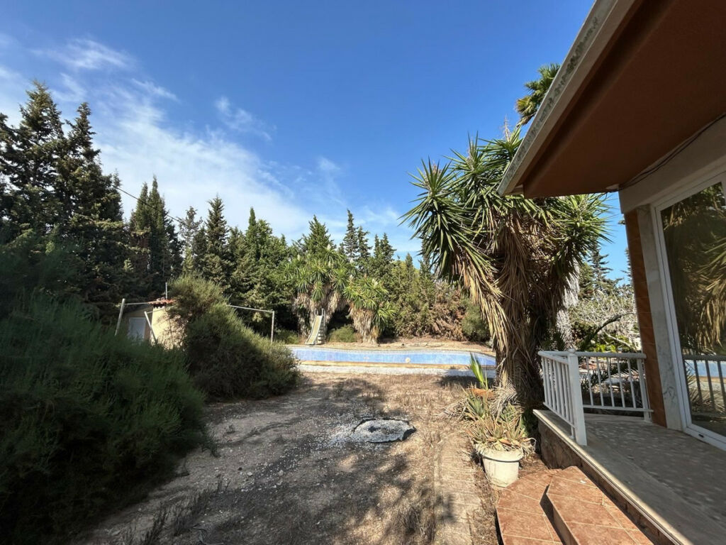 Detached Villa La Marina Alicante - image 27