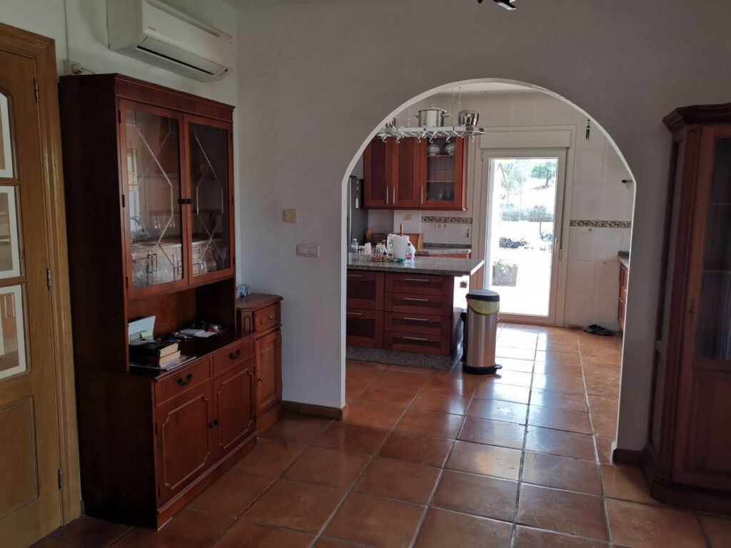 Detached Villa La Viñuela Málaga - image 27