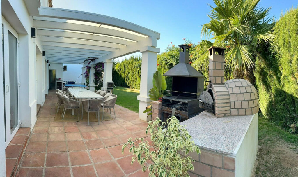 Detached Villa Sotogrande Costa Cádiz - image 27