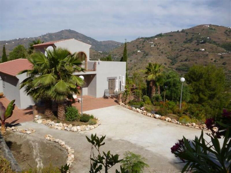 Detached Villa Torrox Málaga - image 27