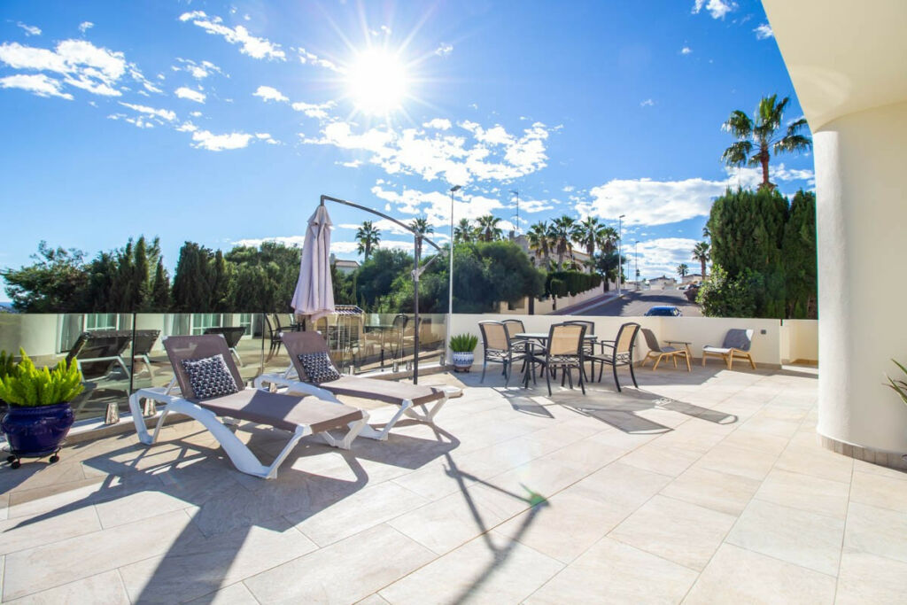 Detached Villa Las Ramblas Golf Alicante - image 28