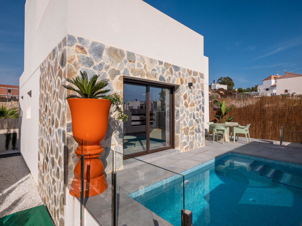 Detached Villa Villamartin Alicante - image 28