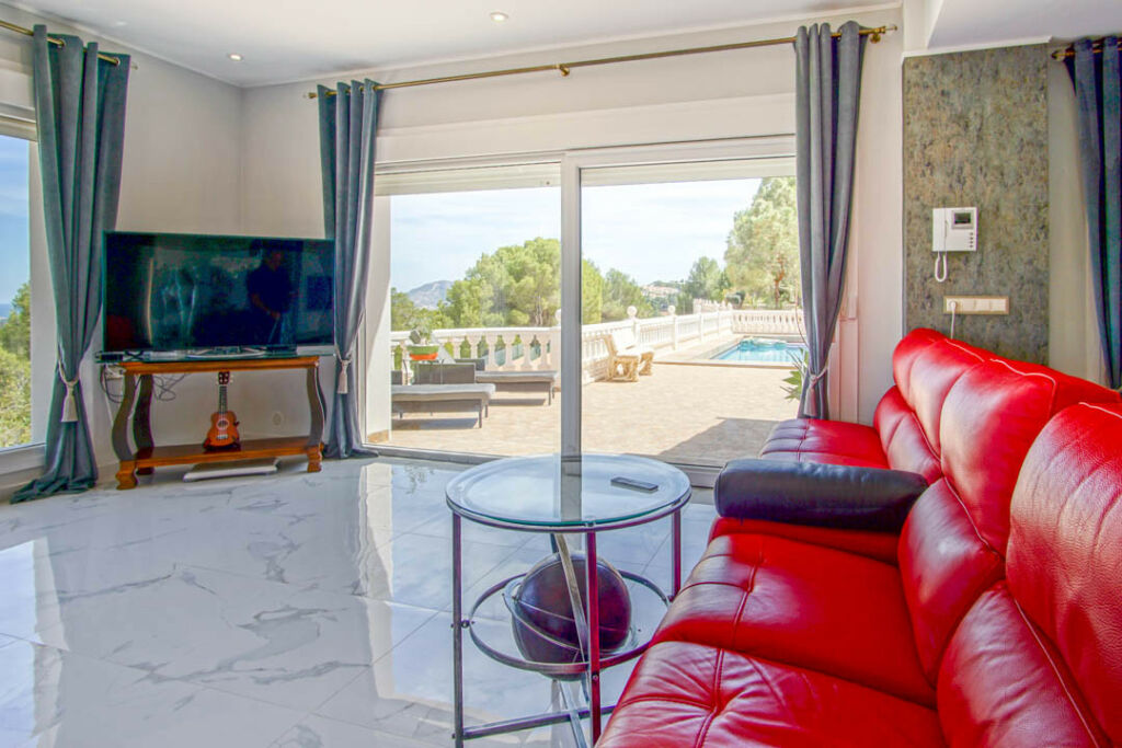 Detached Villa La Nucia Alicante - image 28