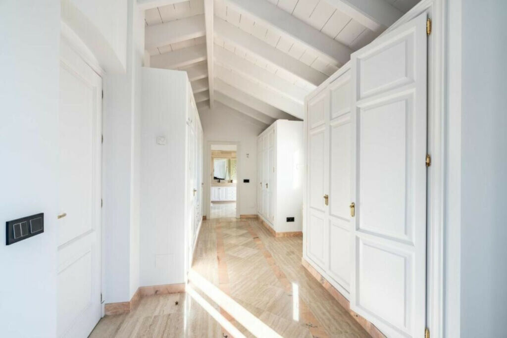 Penthouse Sierra Blanca Málaga - image 28
