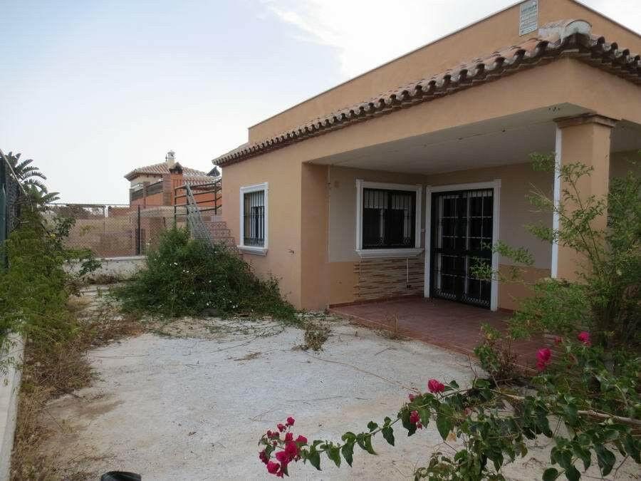 Townhouse Benajarafe Málaga - image 29