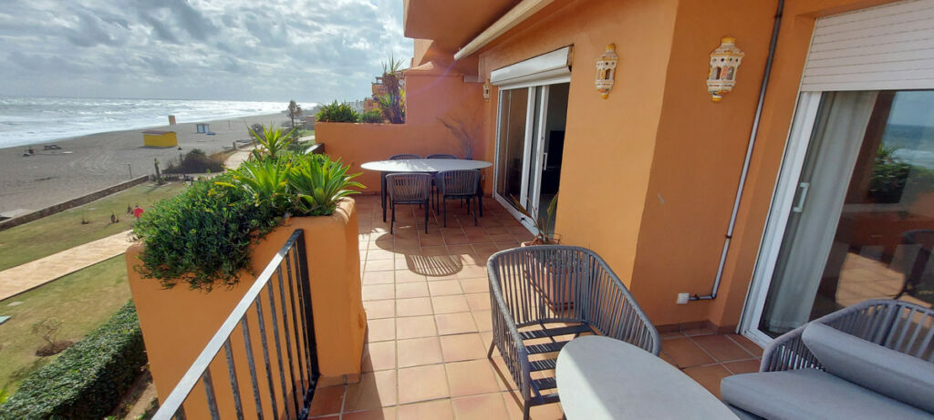 Middle Floor Apartment La Duquesa Málaga - image 29