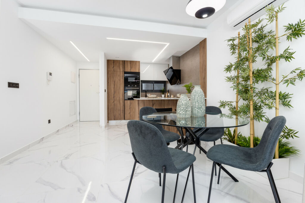 Middle Floor Apartment Guardamar del Segura Alicante - image 29