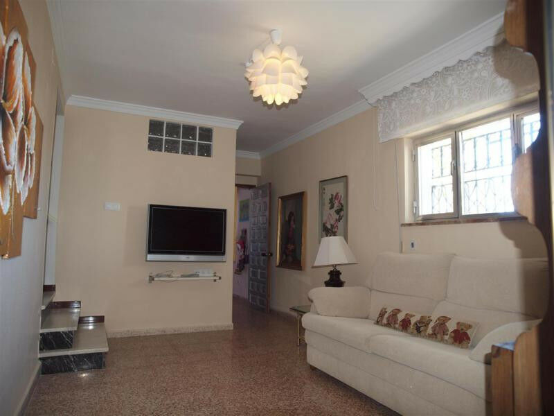 Detached Villa Benajarafe Málaga - image 29