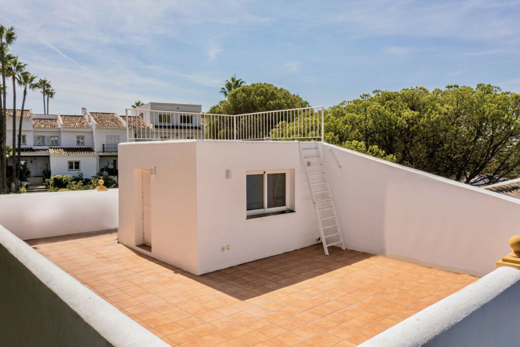Townhouse La Quinta Málaga - image 27