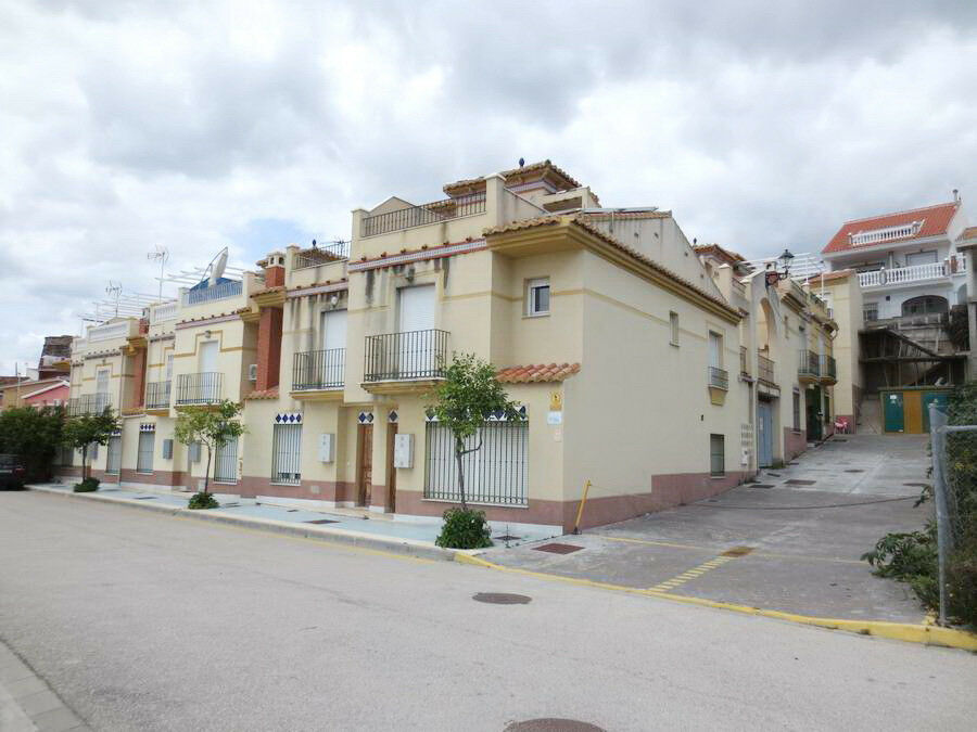 Townhouse Chilches Málaga - image 3