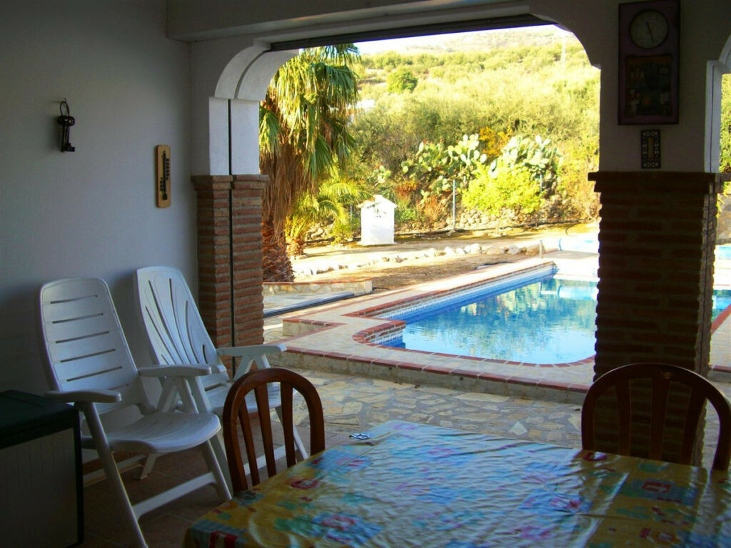 Detached Villa Alcaucín Málaga - image 3