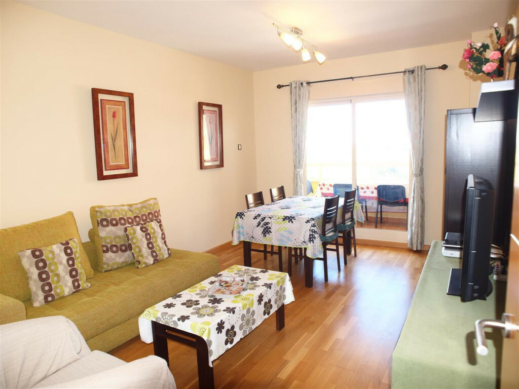 Middle Floor Apartment Torre del Mar Málaga - image 3
