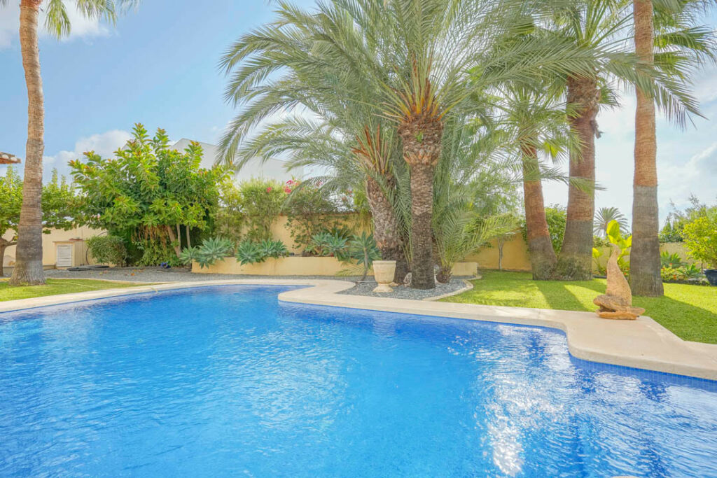 Detached Villa Benissa Alicante - image 3