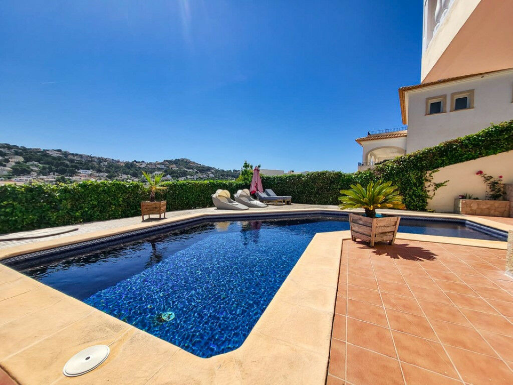 Detached Villa Moraira Alicante - image 3