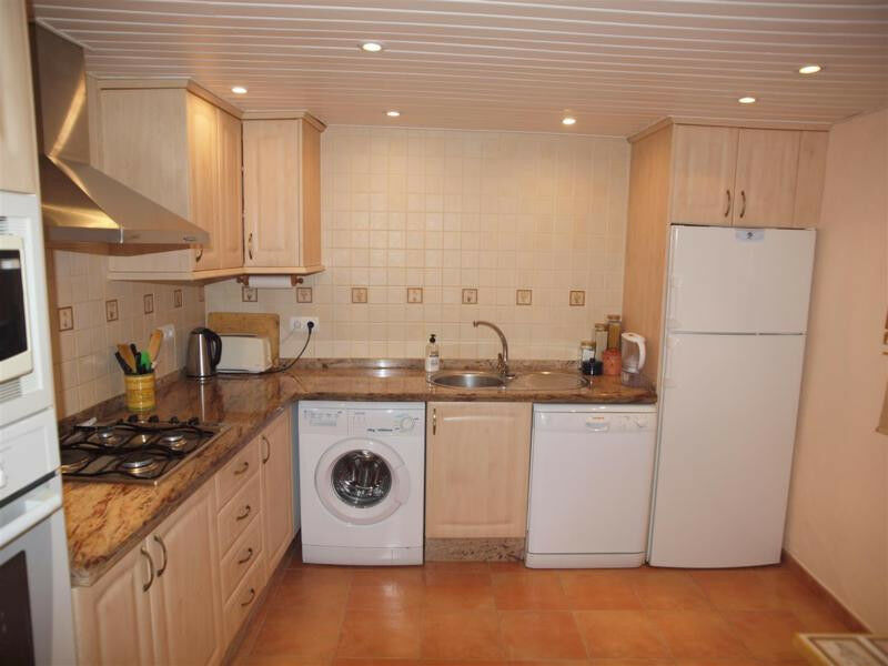 Detached Villa Benamargosa Málaga - image 3