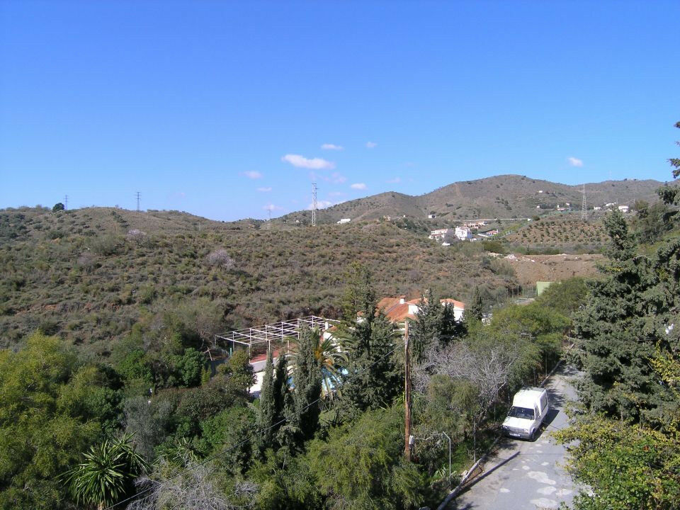Detached Villa Benajarafe Málaga - image 3