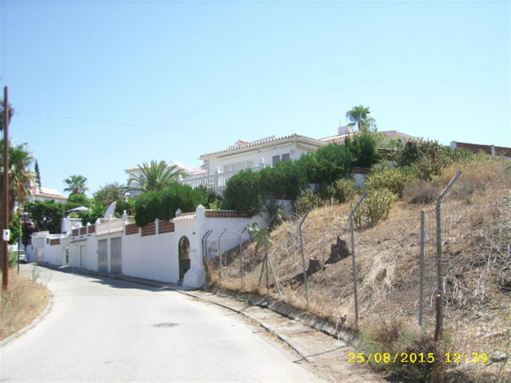 Residential Plot Caleta de Vélez Málaga - image 3