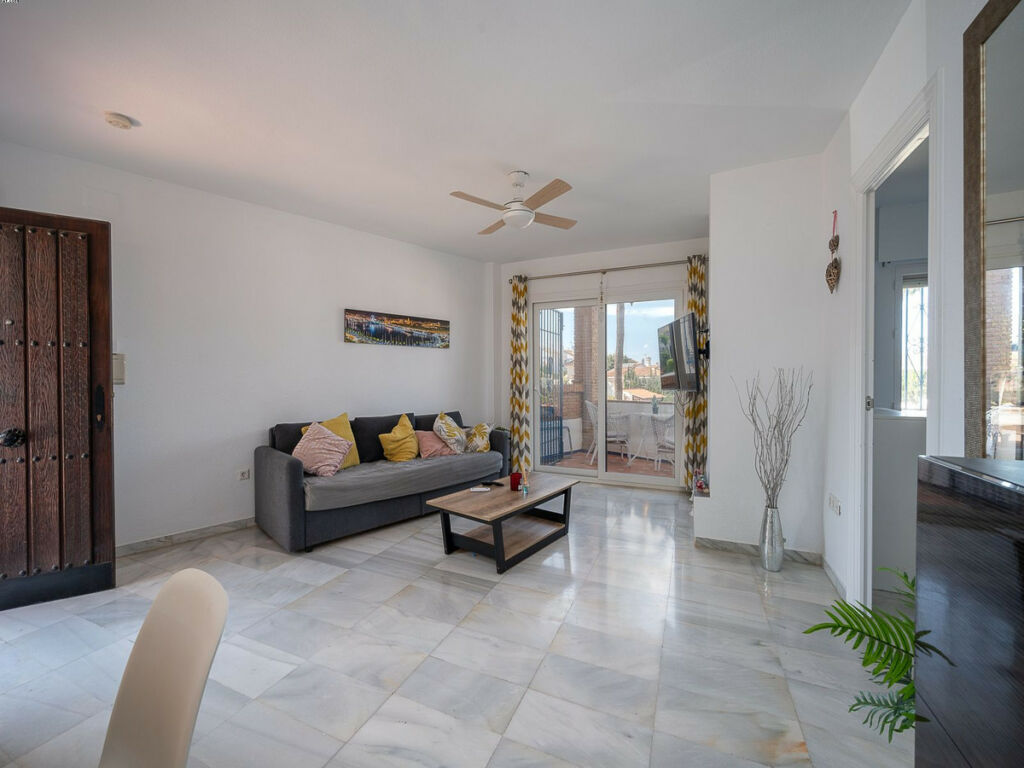 Ground Floor Apartment Riviera del Sol Málaga - image 3