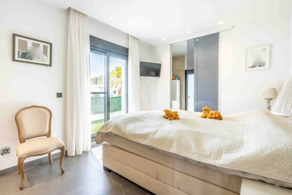 Detached Villa Finestrat Alicante - image 4