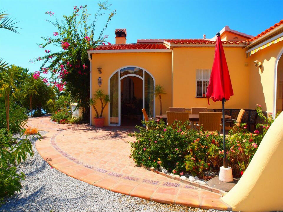 Detached Villa Algarrobo Málaga - image 3