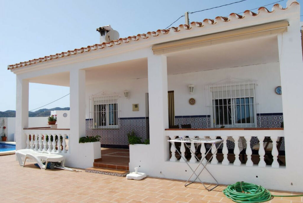 Detached Villa Torrox Málaga - image 3