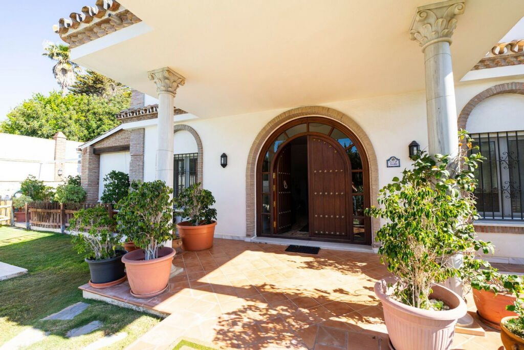 Detached Villa Mijas Málaga - image 3