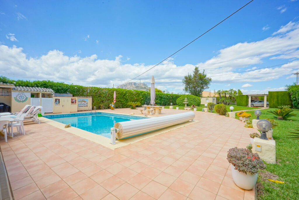 Detached Villa Els Poblets Alicante - image 3