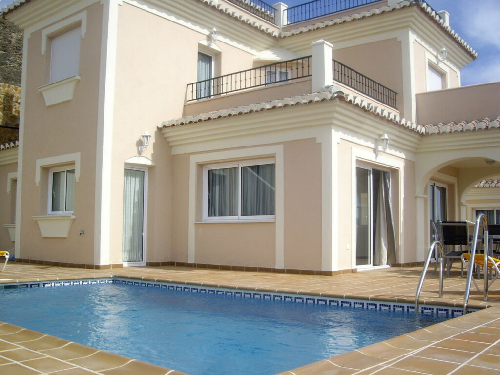 Detached Villa Torrox Málaga - image 3