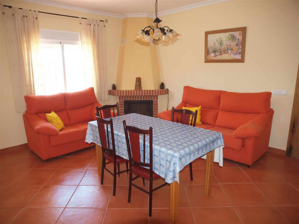 Detached Villa Los Romanes Málaga - image 3