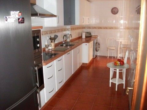 Middle Floor Apartment Torre del Mar Málaga - image 3