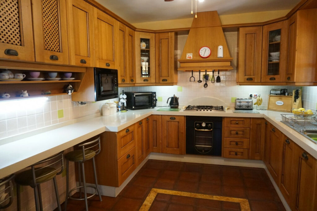 Detached Villa Alcaucín Málaga - image 3