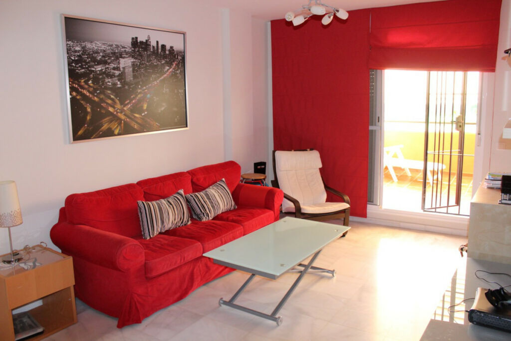 Ground Floor Apartment Benajarafe Málaga - image 3