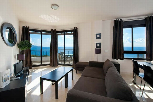 Middle Floor Apartment Torrox Málaga - image 3