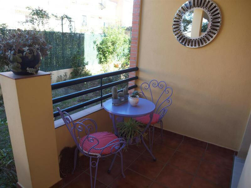 Ground Floor Apartment Caleta de Vélez Málaga - image 3