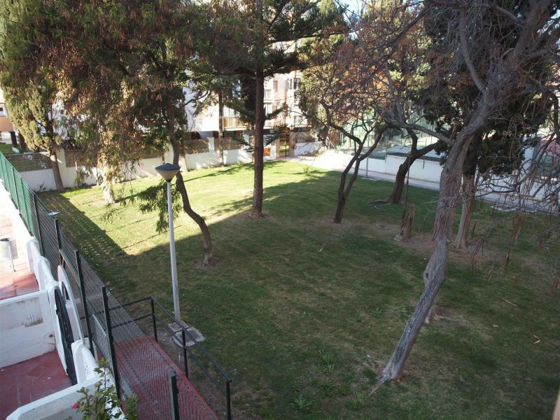 Middle Floor Apartment Torre del Mar Málaga - image 3