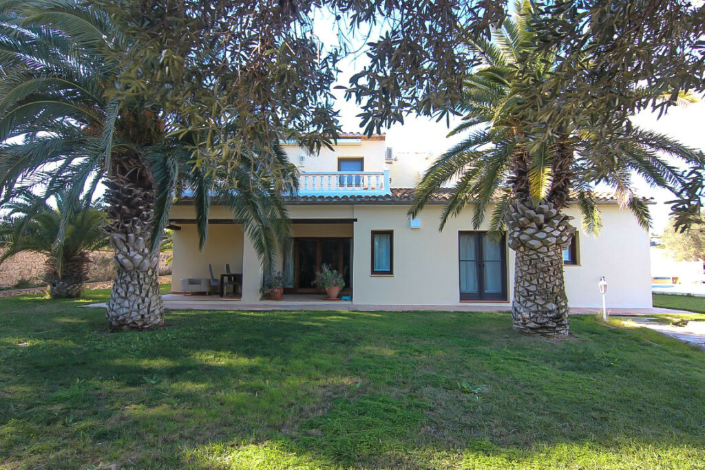 Detached Villa Benissa Alicante - image 3