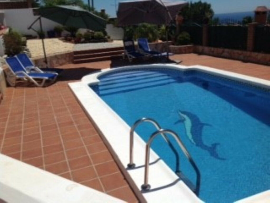 Detached Villa Caleta de Vélez Málaga - image 3