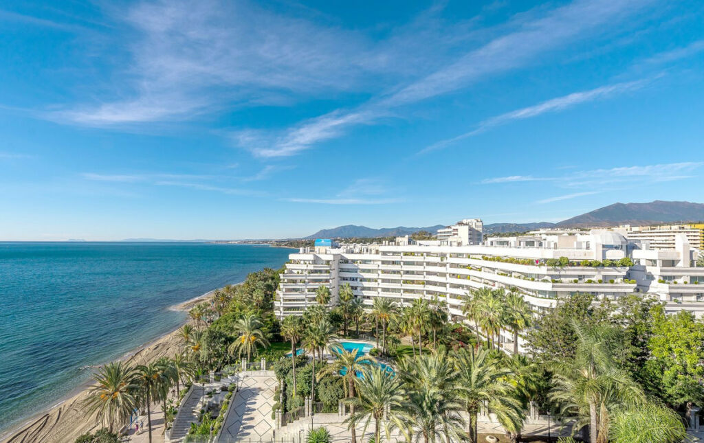 Ground Floor Apartment Marbella Málaga - image 3