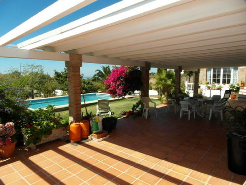 Detached Villa Almayate Málaga - image 3
