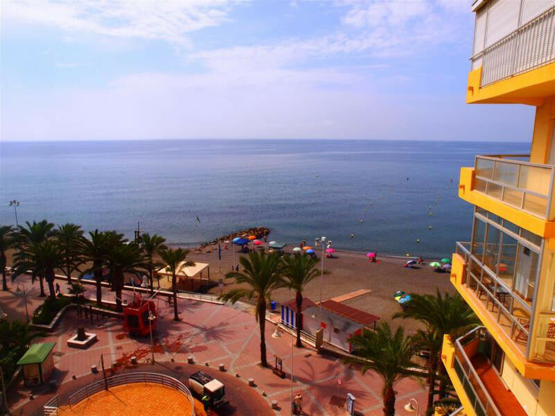 Middle Floor Apartment Algarrobo Málaga - image 3