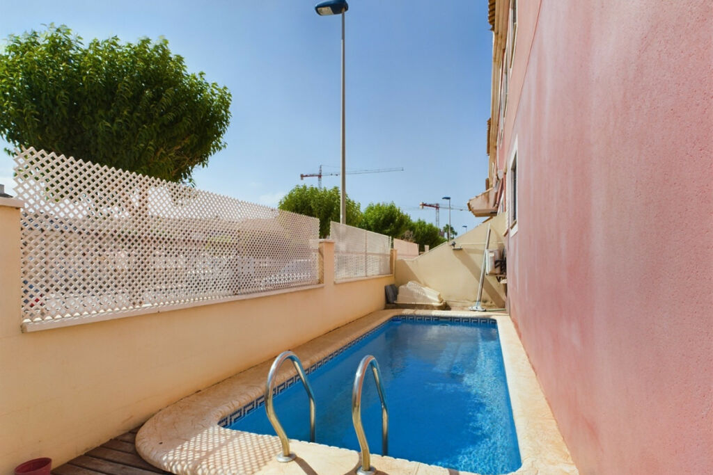 Townhouse Los Alcazares Murcia - image 3