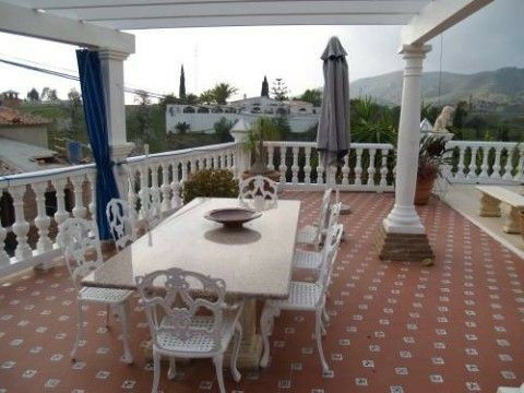 Detached Villa Benajarafe Málaga - image 3