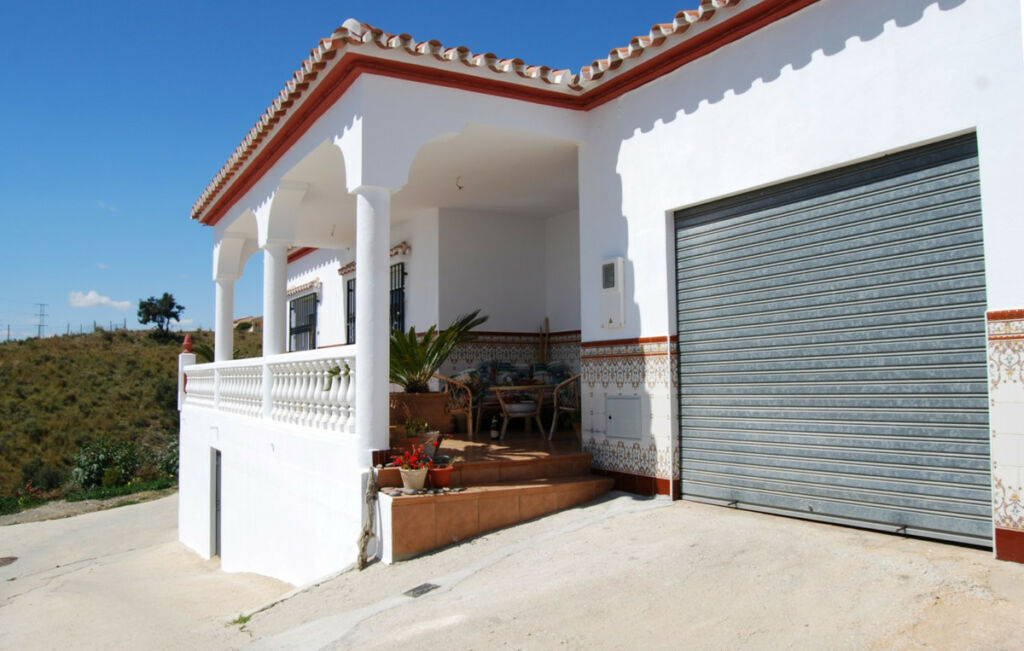 Semi-Detached House Lagos Málaga - image 3