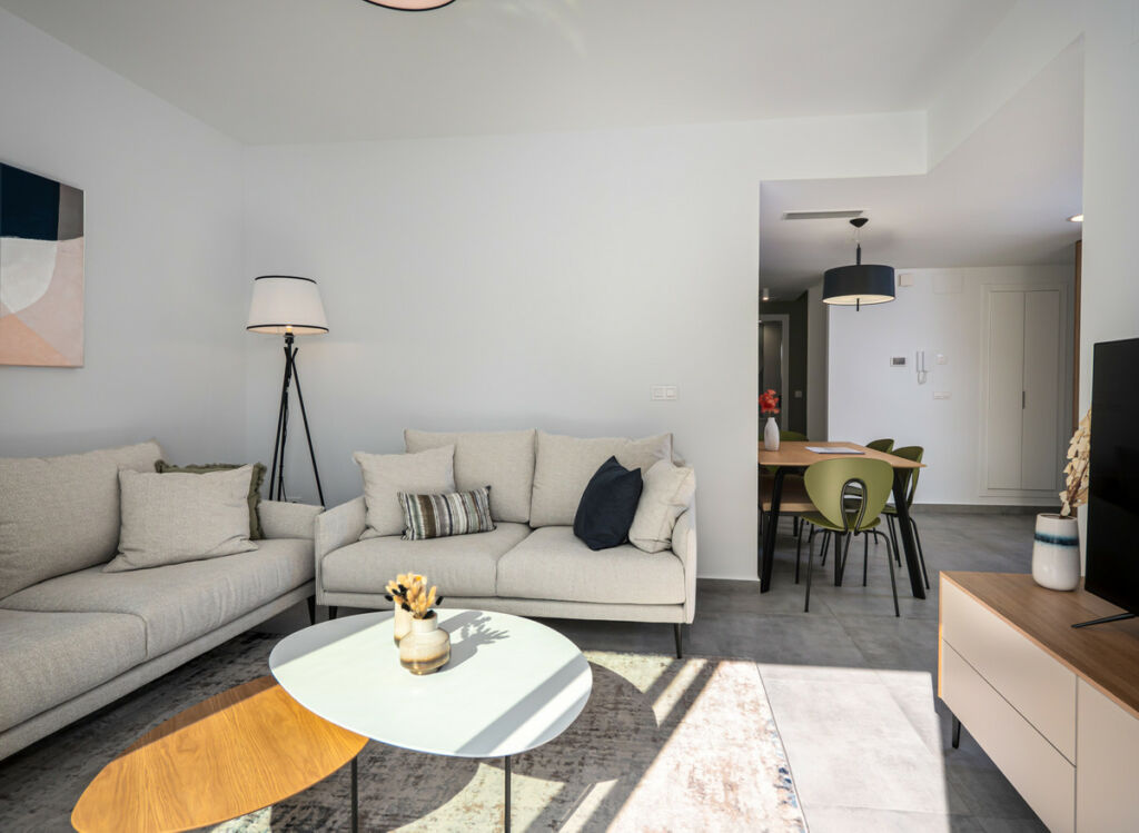Detached Villa Villamartin Alicante - image 3