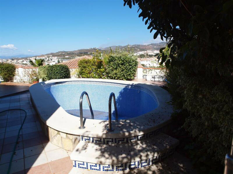 Detached Villa Torrox Málaga - image 3