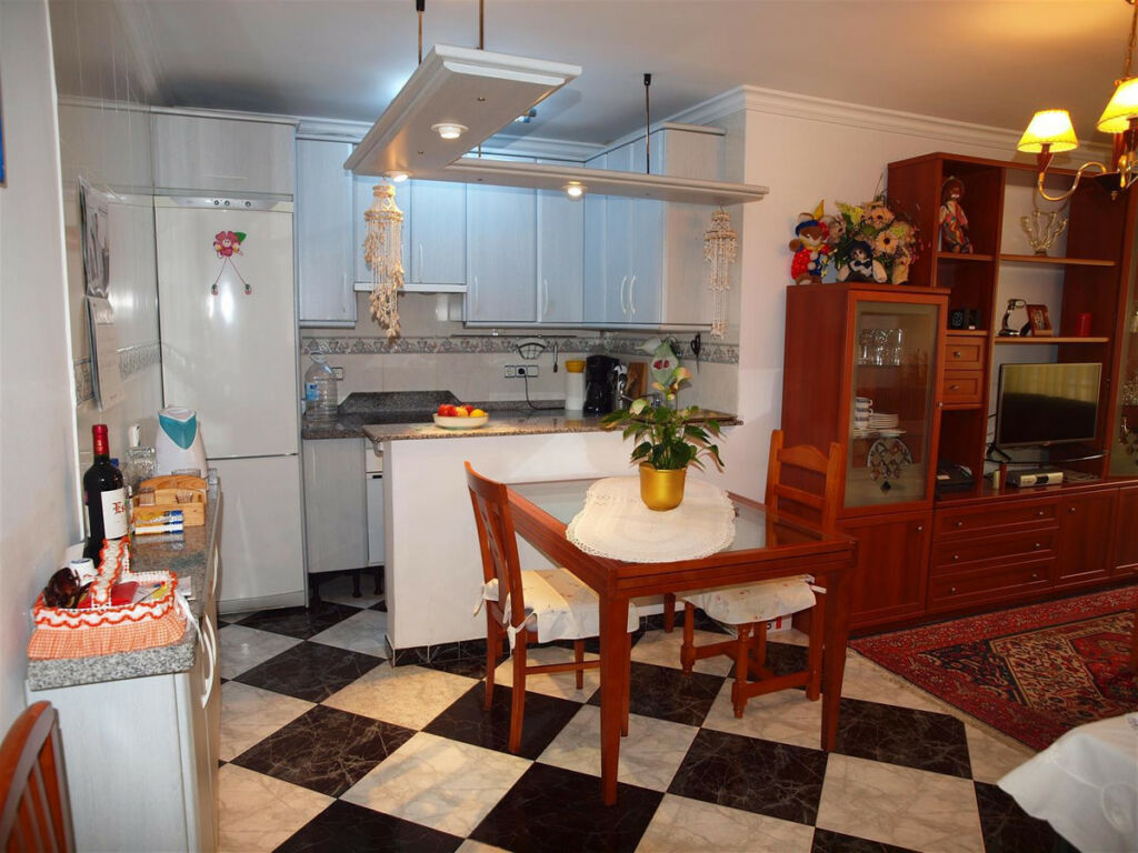 Middle Floor Apartment Torrox Málaga - image 3