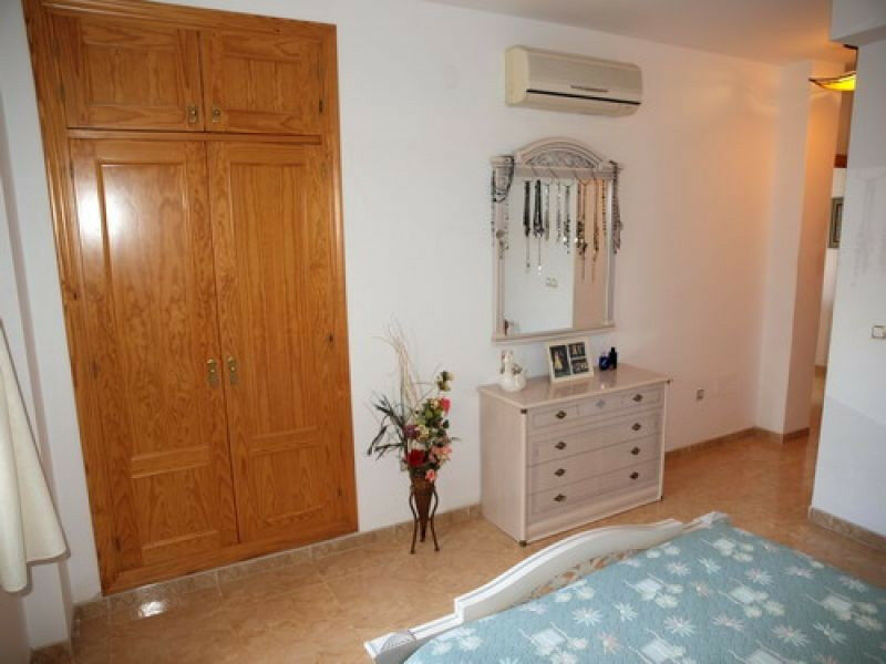 Detached Villa Almayate Málaga - image 3