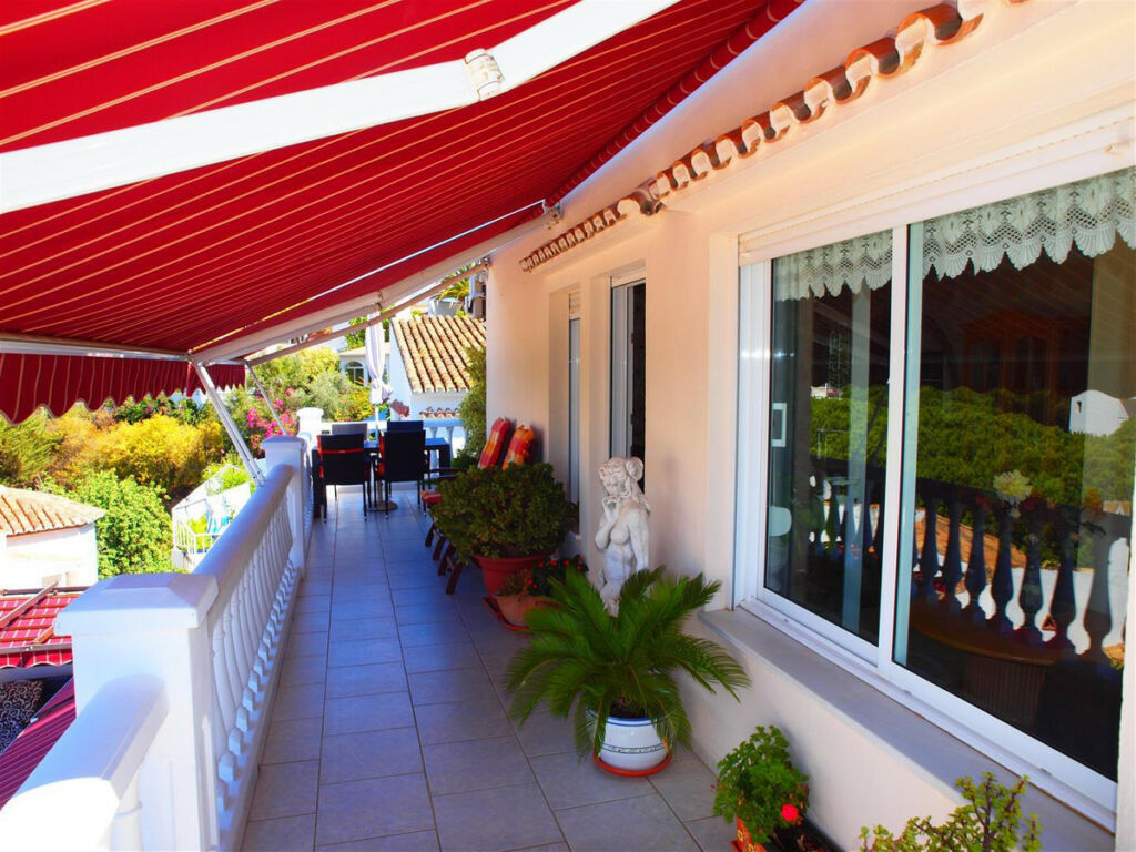 Detached Villa Caleta de Vélez Málaga - image 3