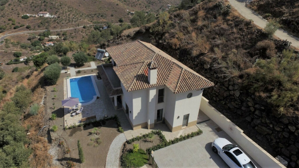 Detached Villa Arenas Málaga - image 3